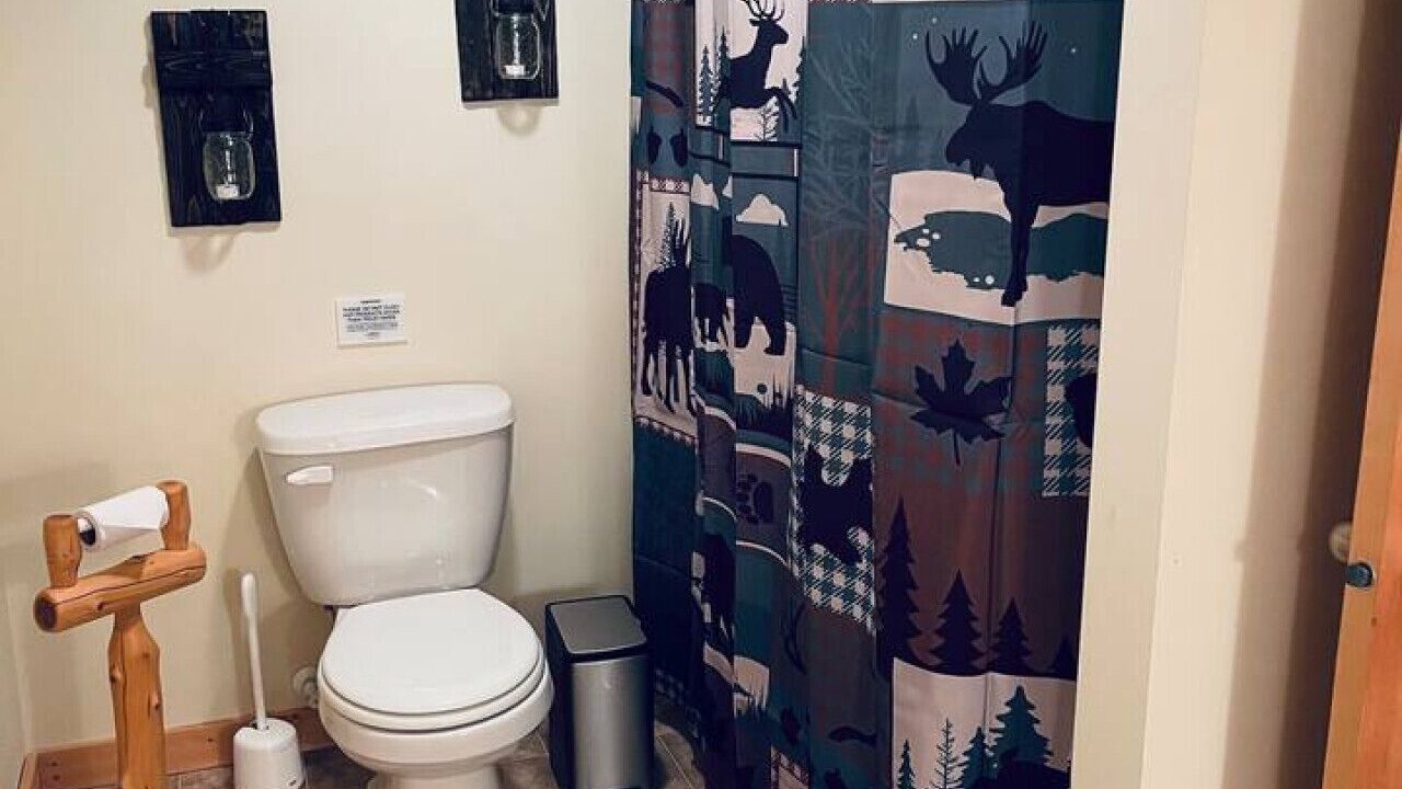 Photo of Bathroom in Garrison