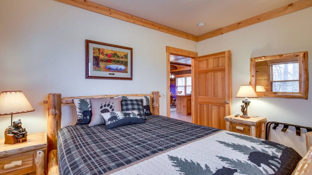 Photo of Bedroom in Garrison
