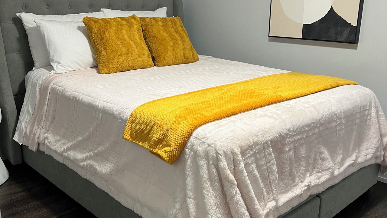 Photo of Bedroom in Erin Mills