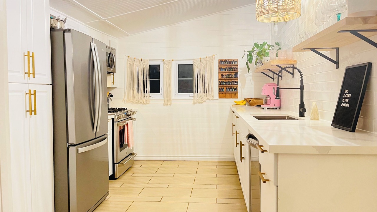 Photo of Kitchen in Port Stanley