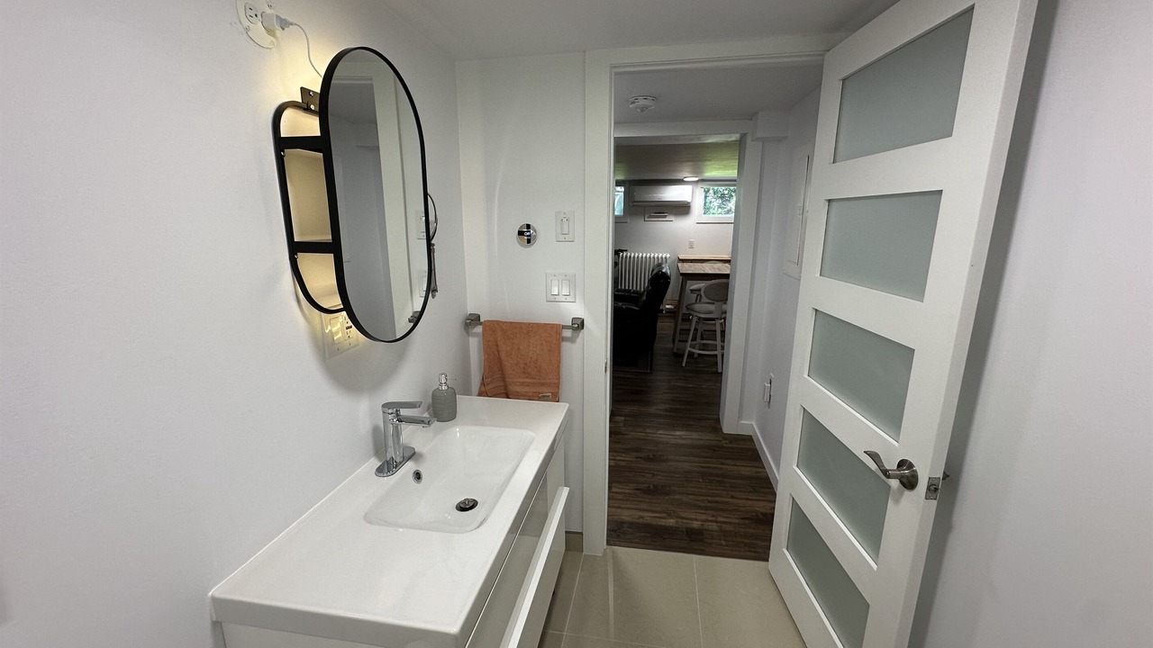Photo of Bathroom in Sarnia