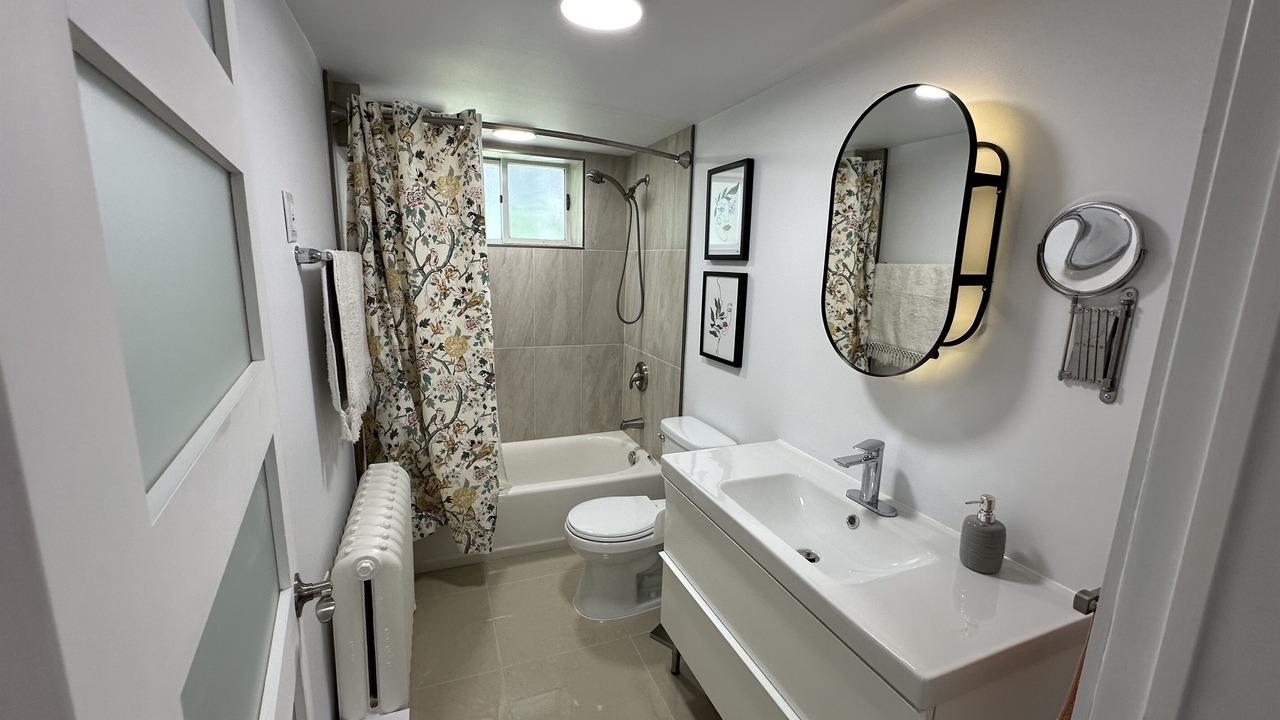 Photo of Bathroom in Sarnia