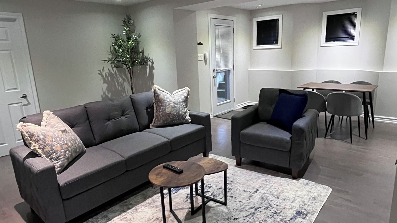 Photo of Livingroom in Durham Region