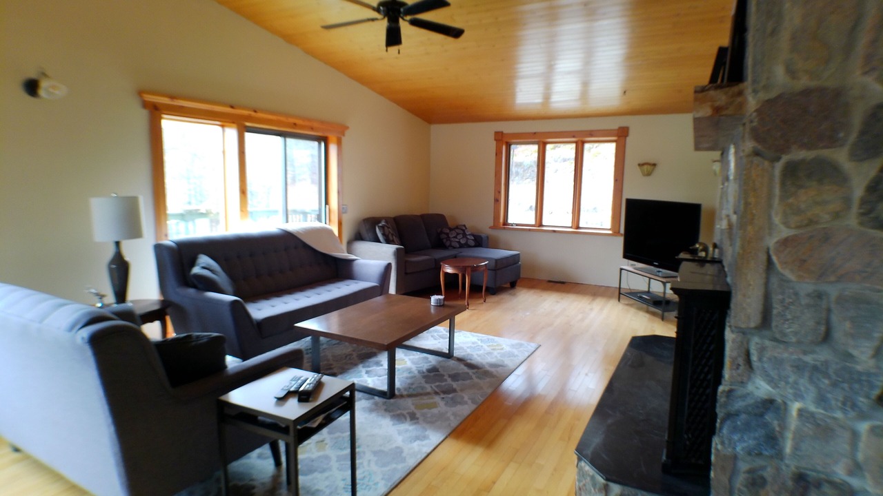 Photo of Livingroom in Madawaska Valley