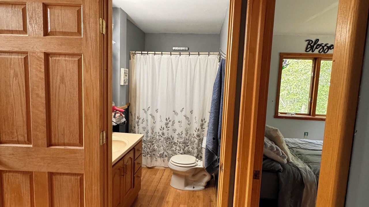 Photo of Bathroom in Cook