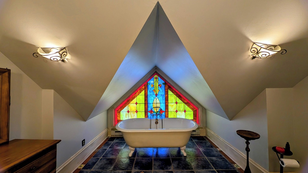 Photo of Bathroom in Uptown