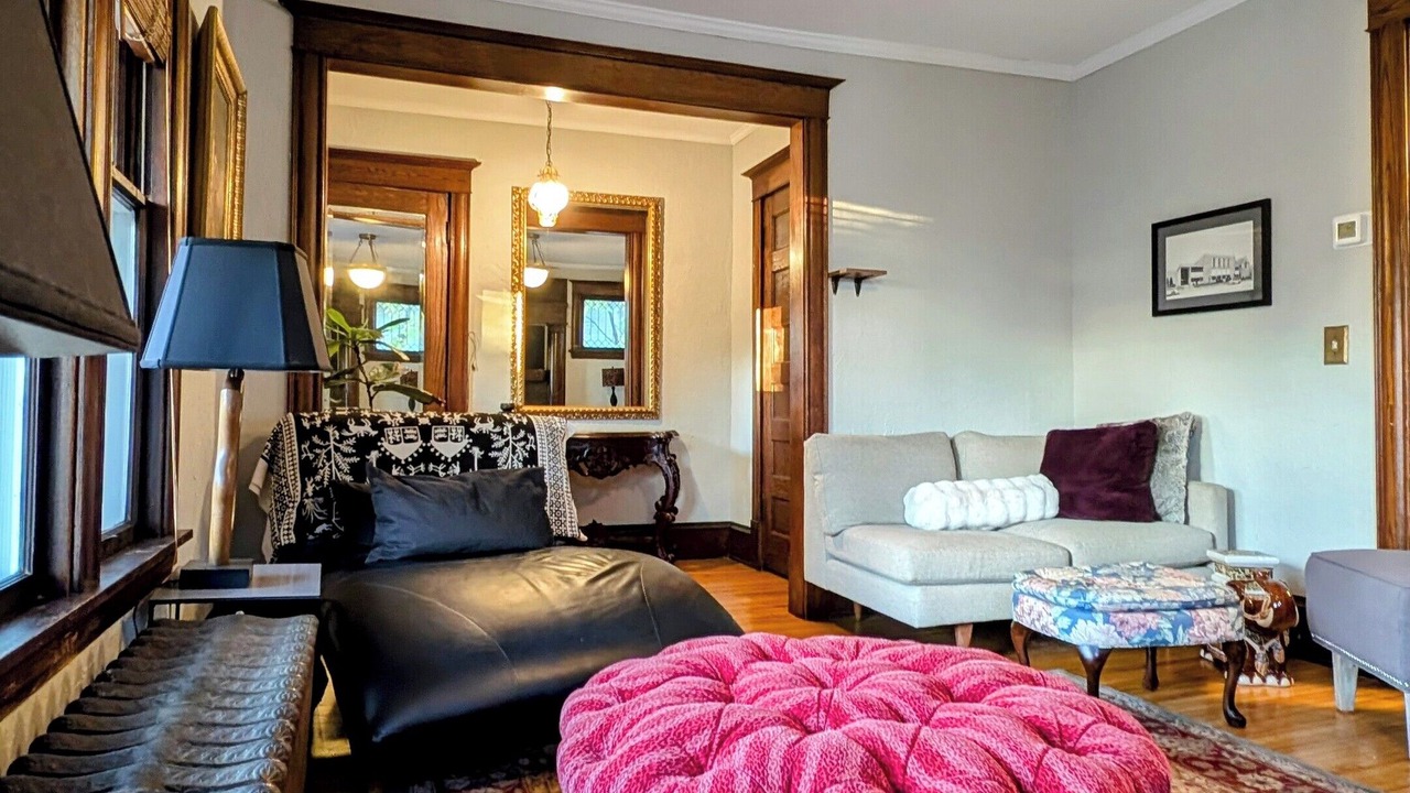 Photo of Livingroom in Uptown