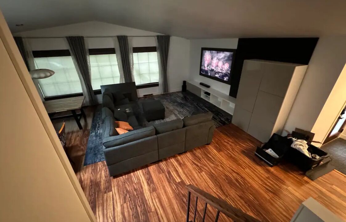 Photo of Livingroom in Eden Prairie