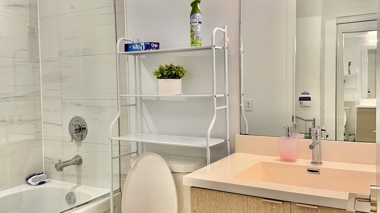 Photo of Bathroom in Garden District