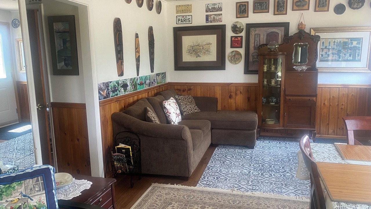 Photo of Livingroom in Clarington