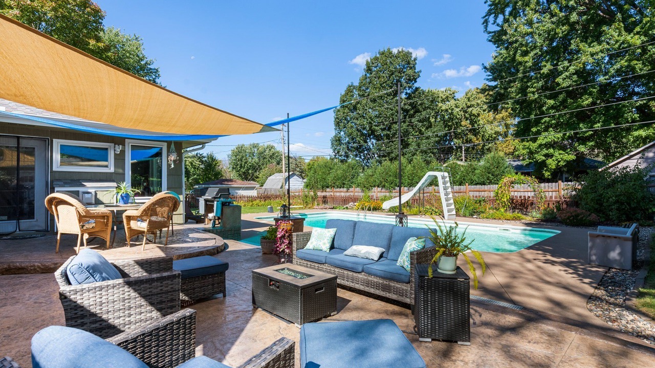 Photo of Patio Balcony in Burnsville