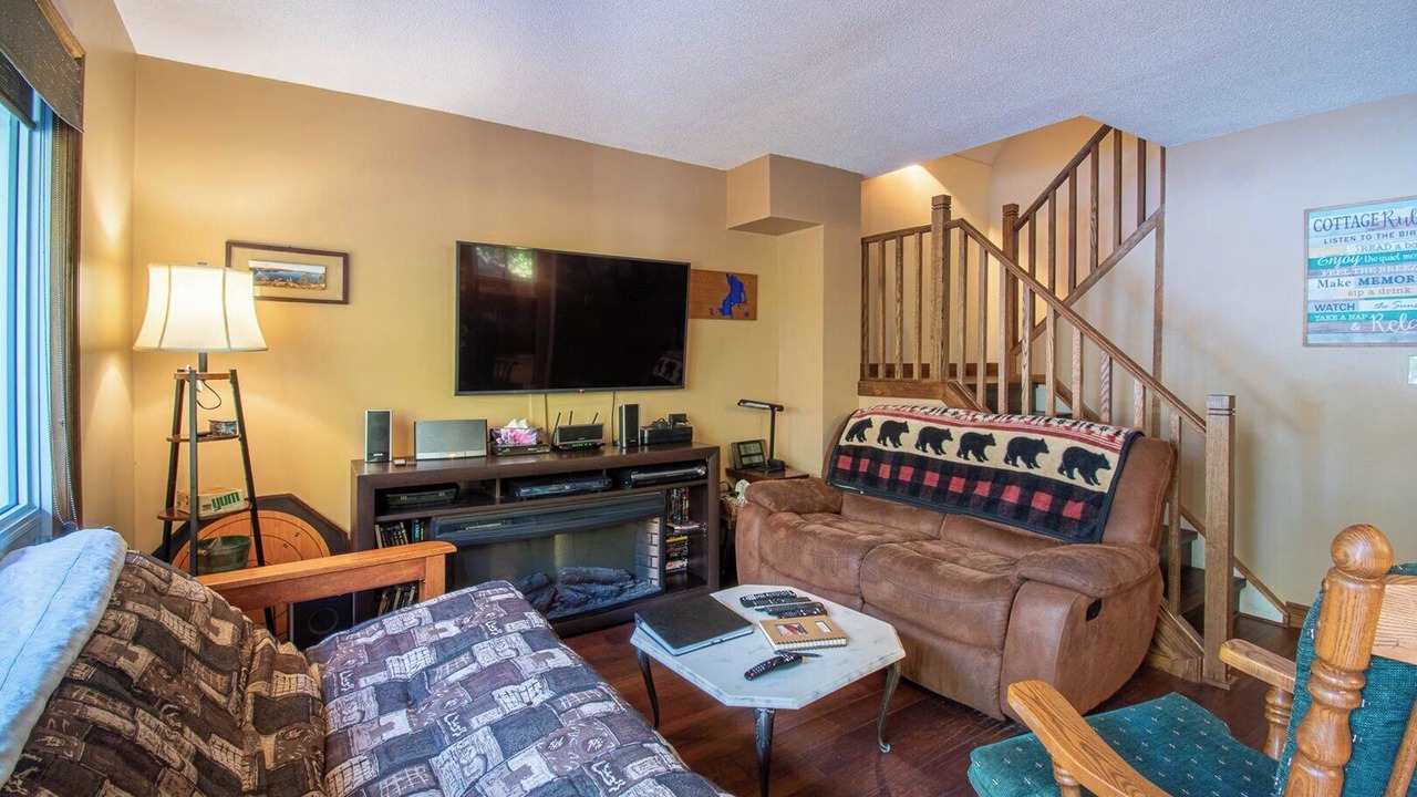 Photo of Livingroom in Nipissing