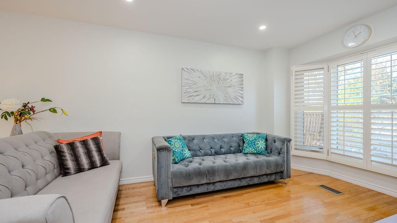 Photo of Livingroom in Mississauga