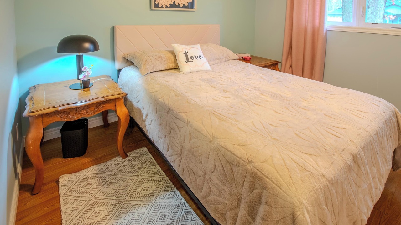 Photo of Bedroom in Kettle Point 44