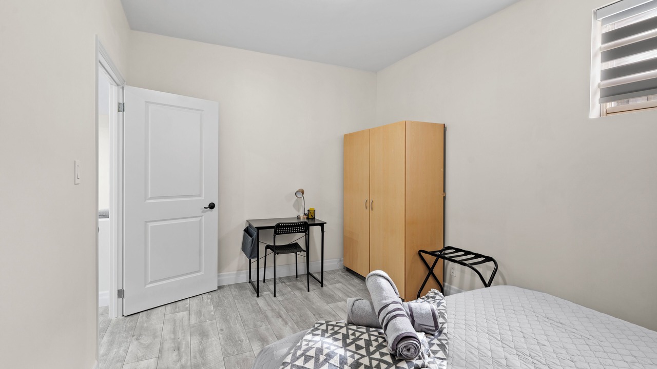 Photo of Bedroom in Bowmanville