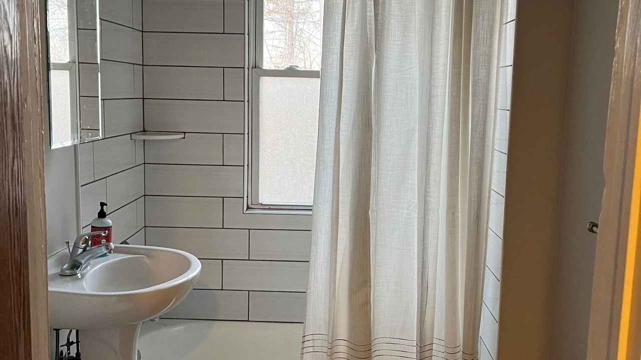 Photo of Bathroom in Summit - University