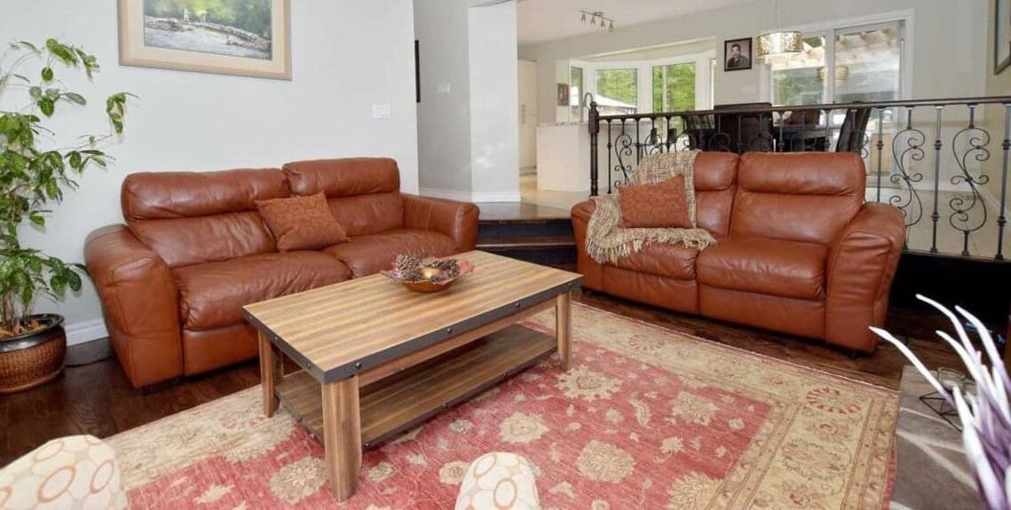 Photo of Livingroom in Durham Region