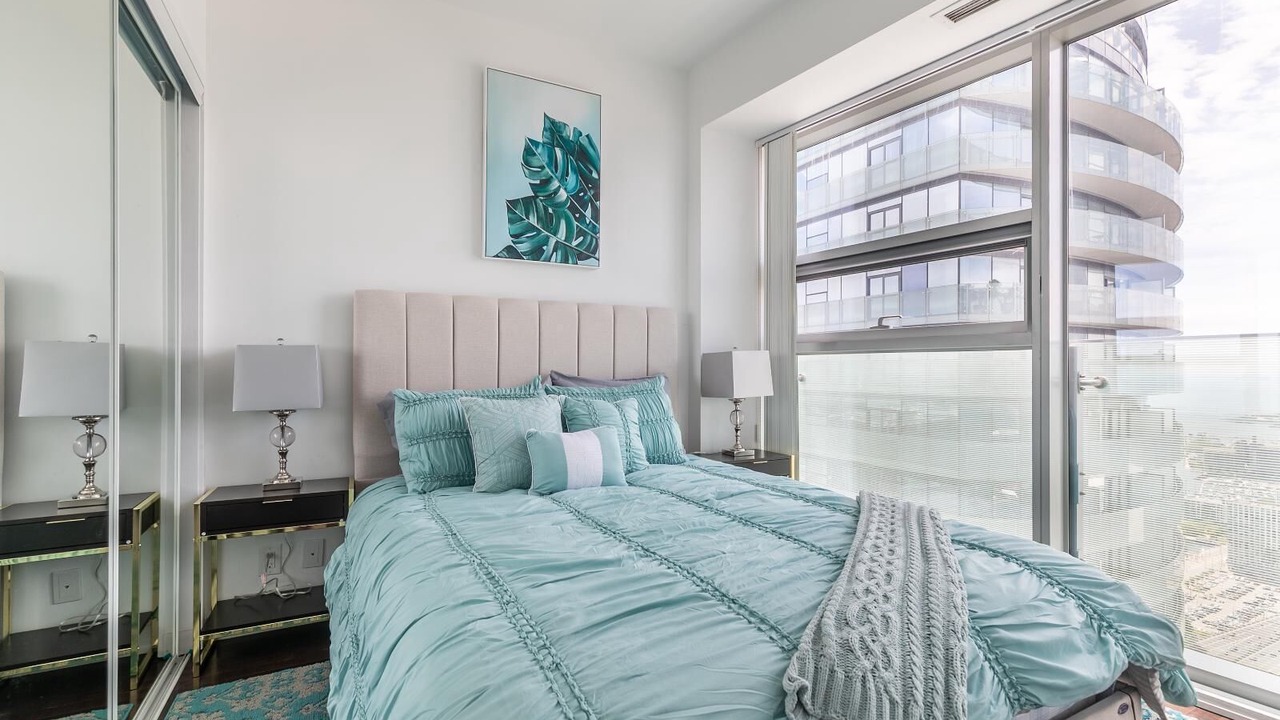 Photo of Bedroom in Toronto Entertainment District