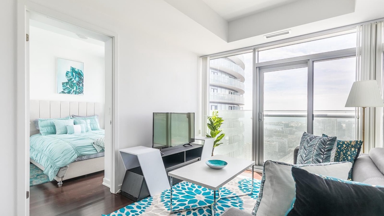 Photo of Livingroom in Toronto Entertainment District