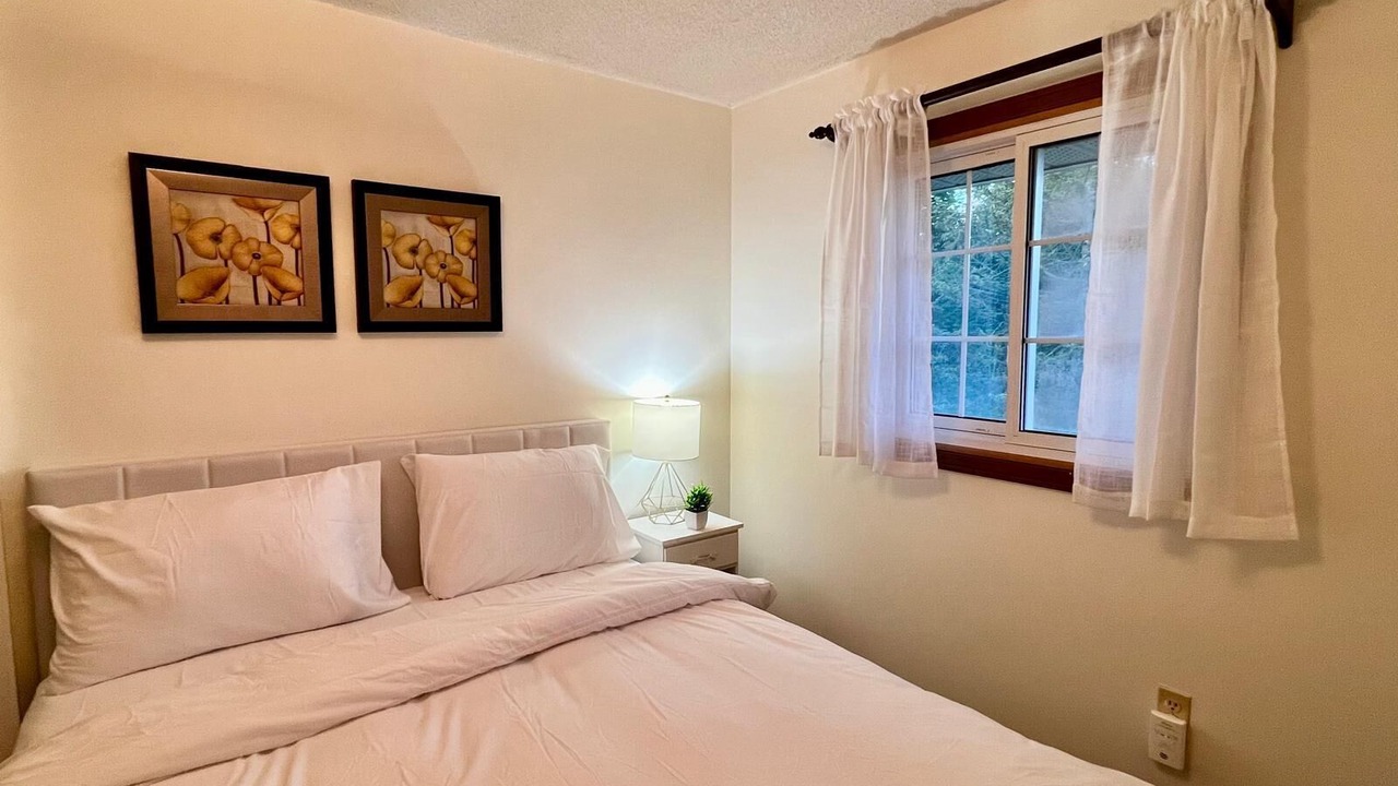Photo of Bedroom in Thorold