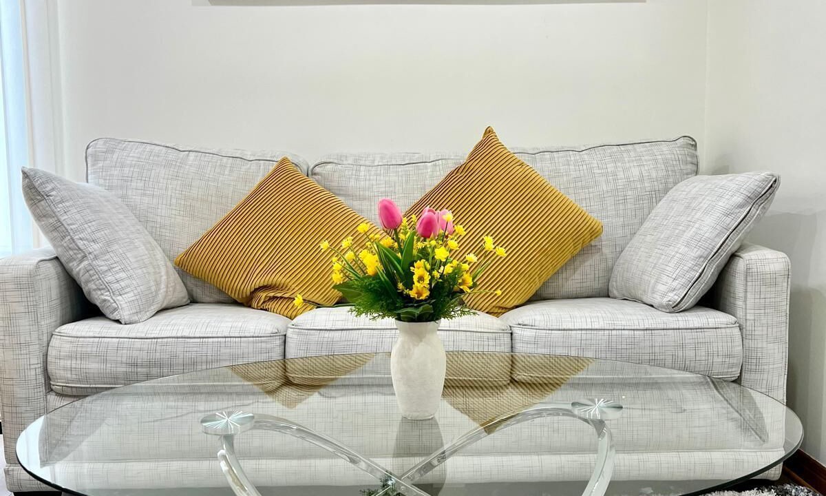 Photo of Livingroom in Thorold
