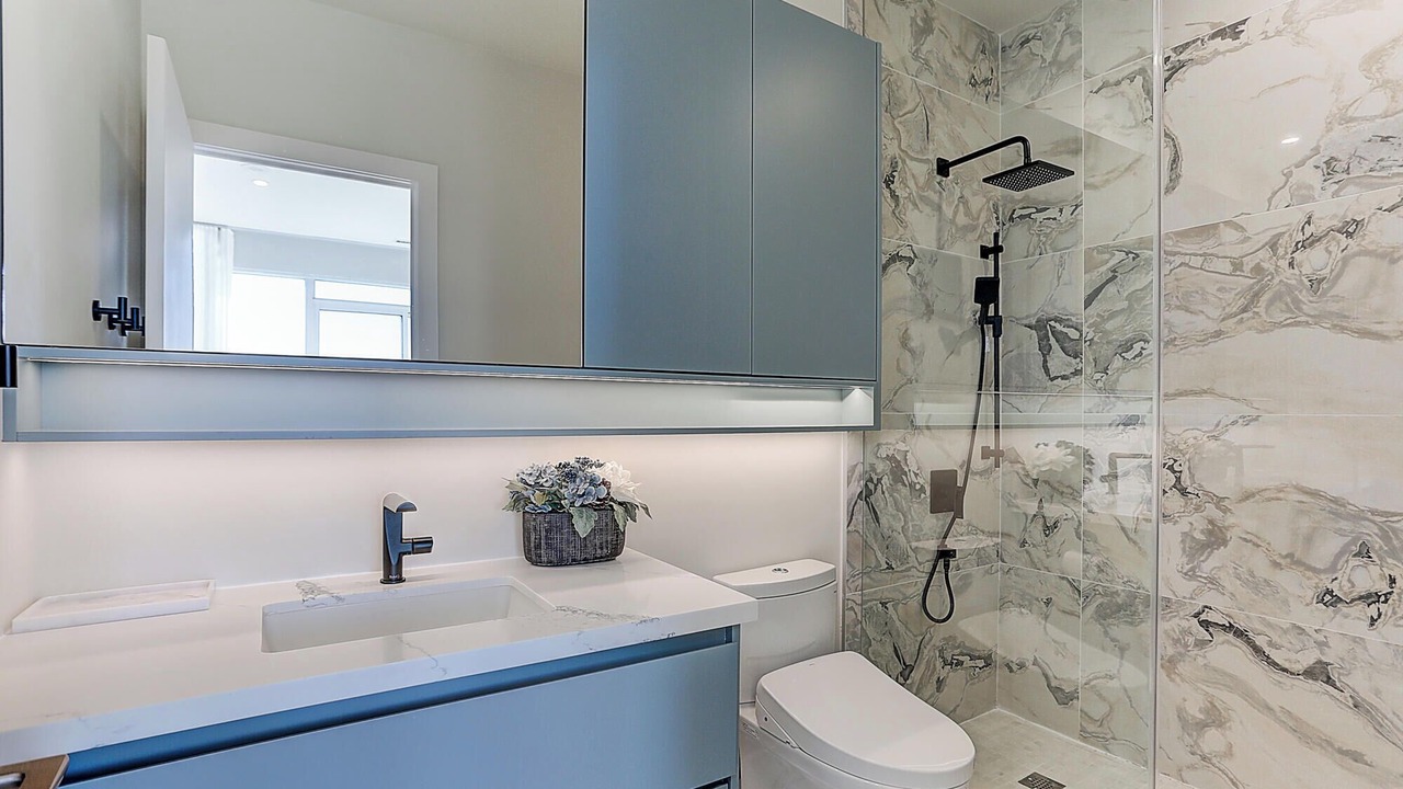 Photo of Bathroom in Garden District