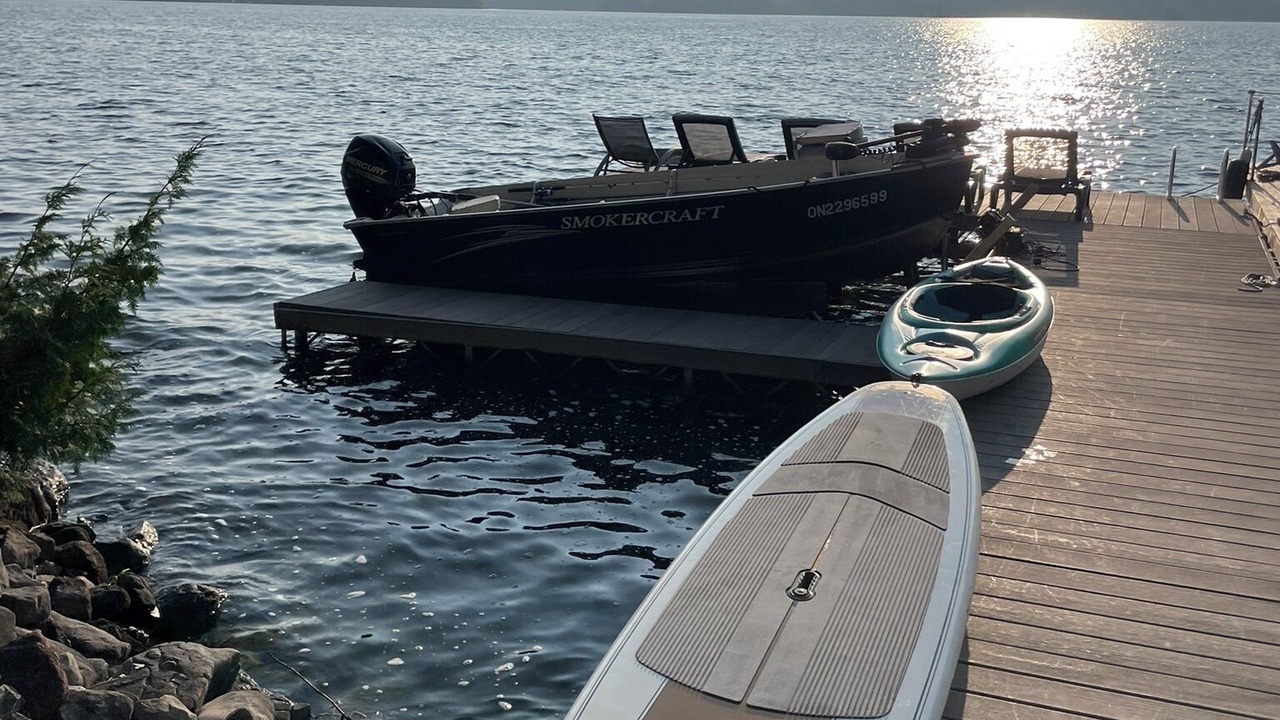 Photo of Others in Deer Bay