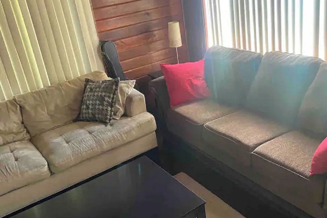 Photo of Livingroom in Colborne