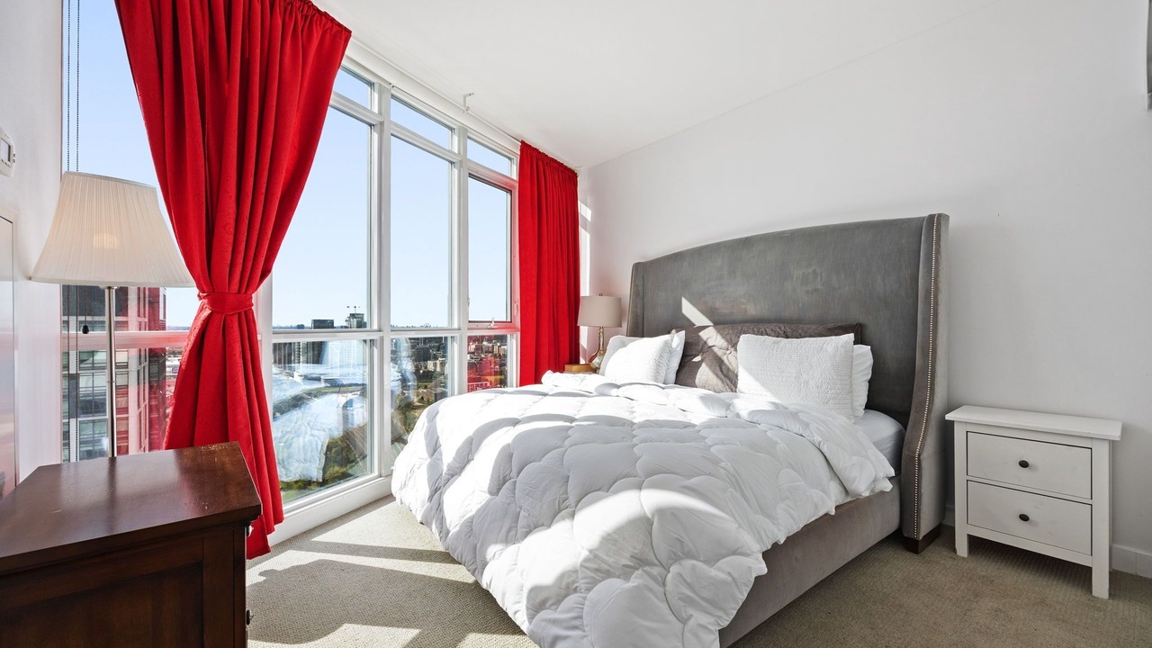 Photo of Bedroom in Bathurst Quay