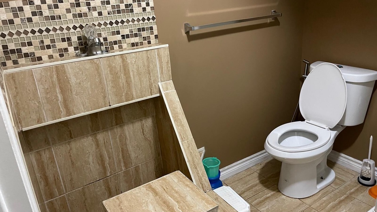 Photo of Bathroom in Meadowvale Village