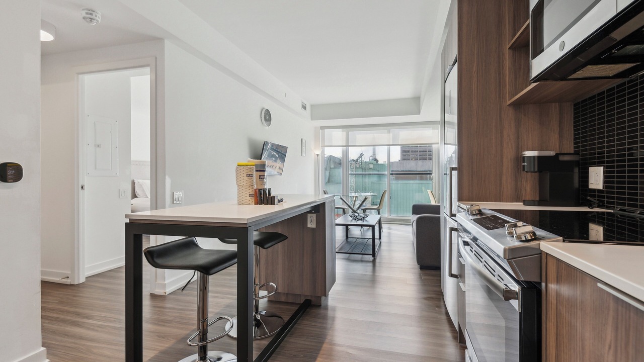 Photo of Kitchen in Bay Street Corridor