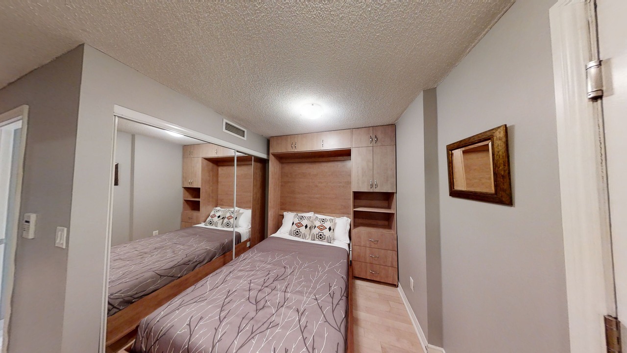 Photo of Bedroom in Toronto Entertainment District