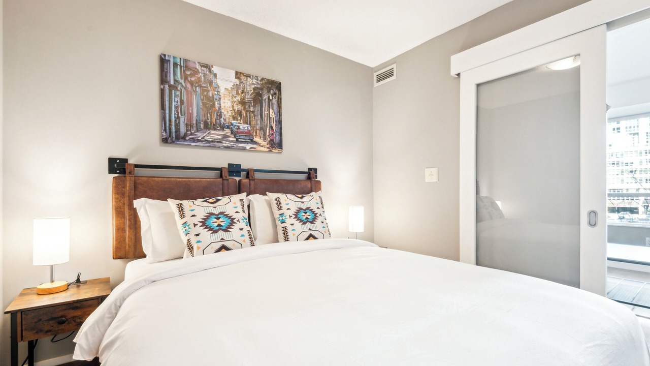 Photo of Bedroom in Toronto Entertainment District