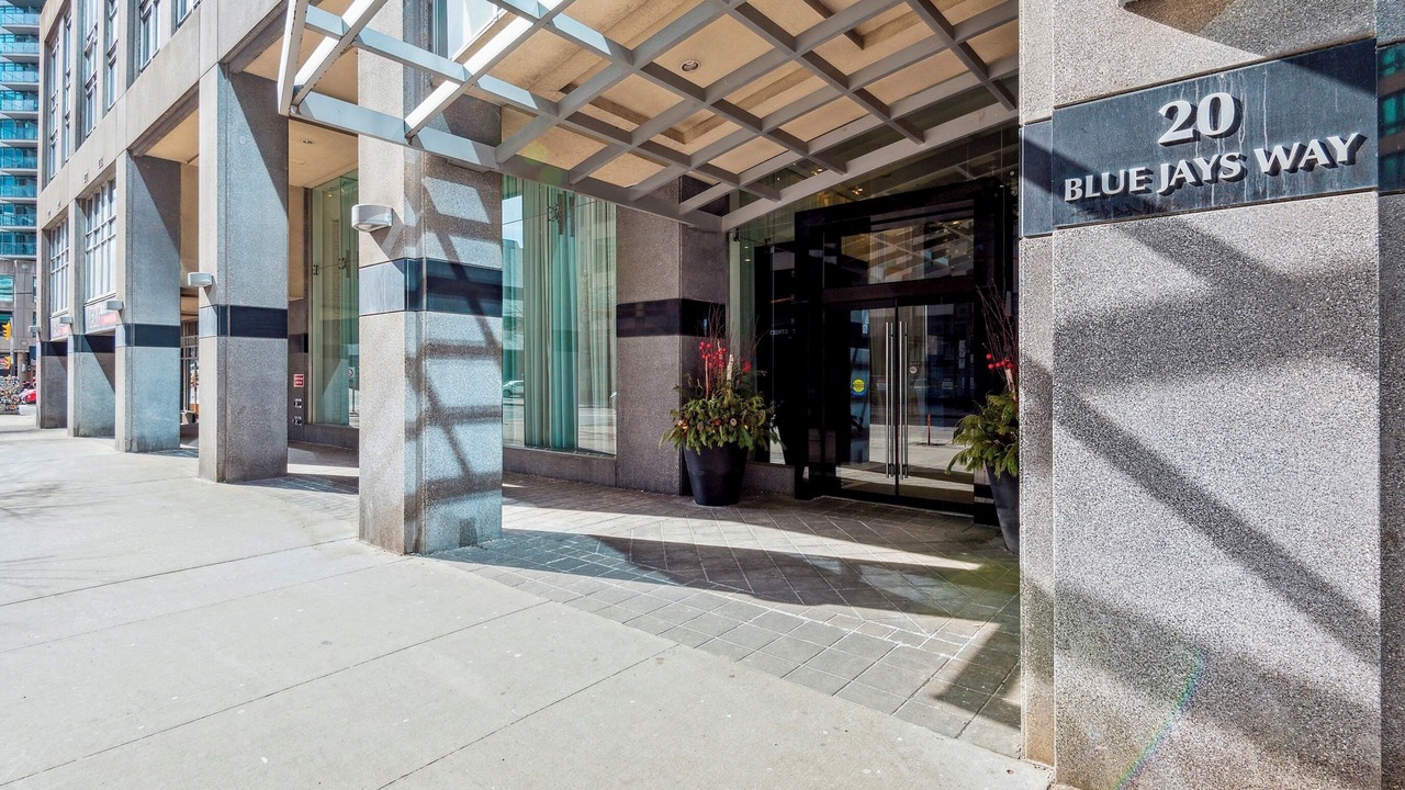 Photo of Outdoor in Toronto Entertainment District
