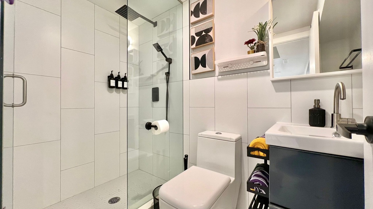 Photo of Bathroom in Thornhill