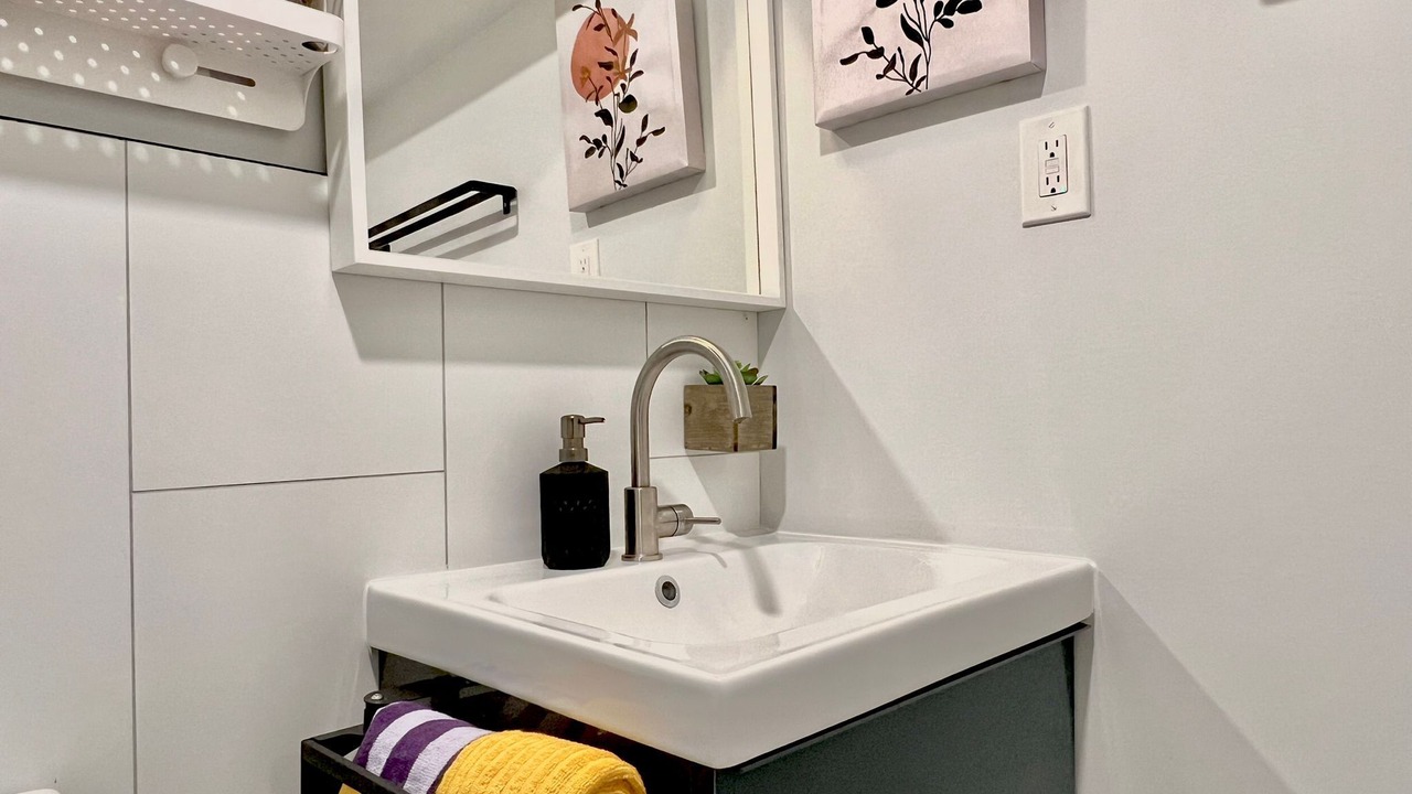 Photo of Bathroom in Thornhill