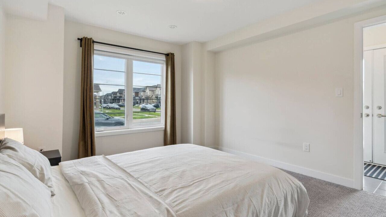 Photo of Bedroom in Thorold
