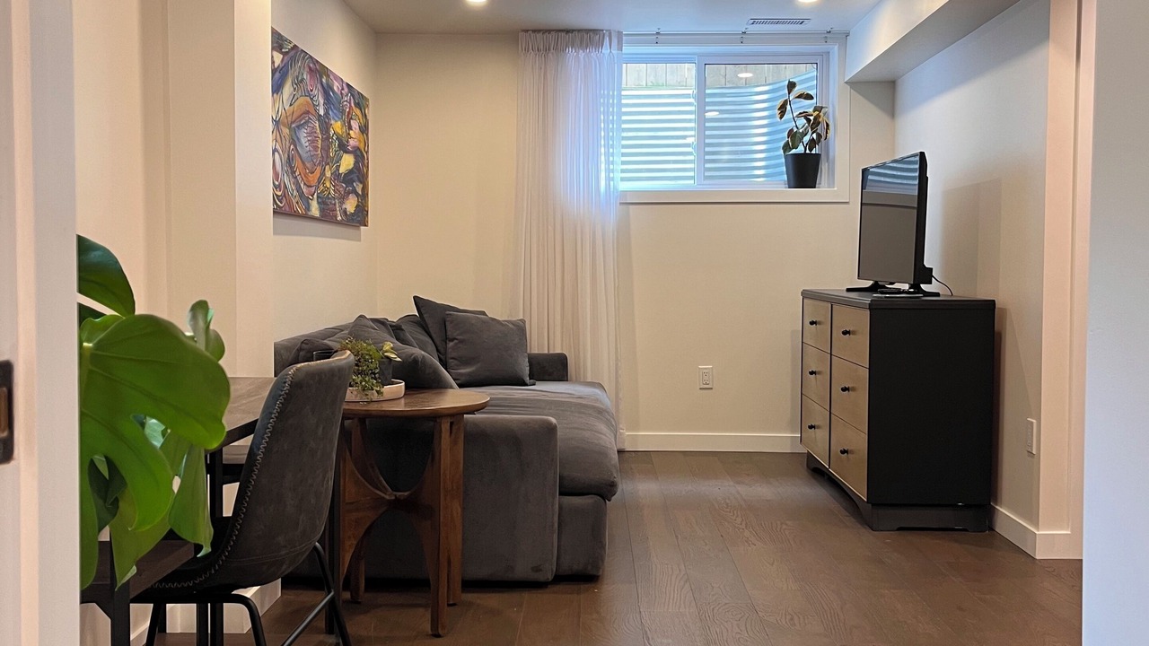 Photo of Livingroom in Orangeville