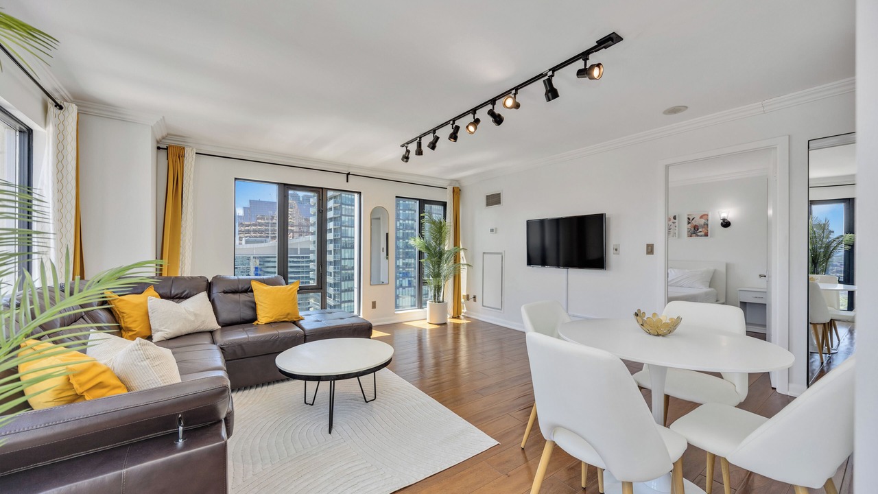 Photo of Livingroom in Financial District