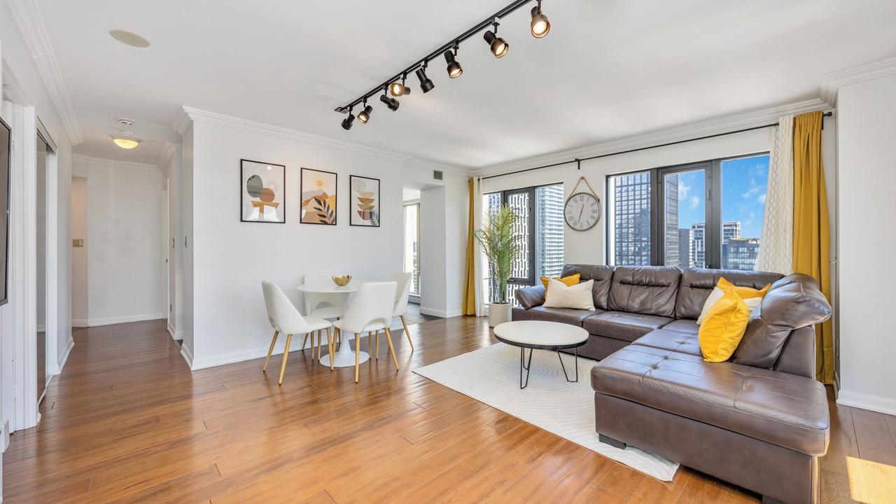 Photo of Livingroom in Financial District