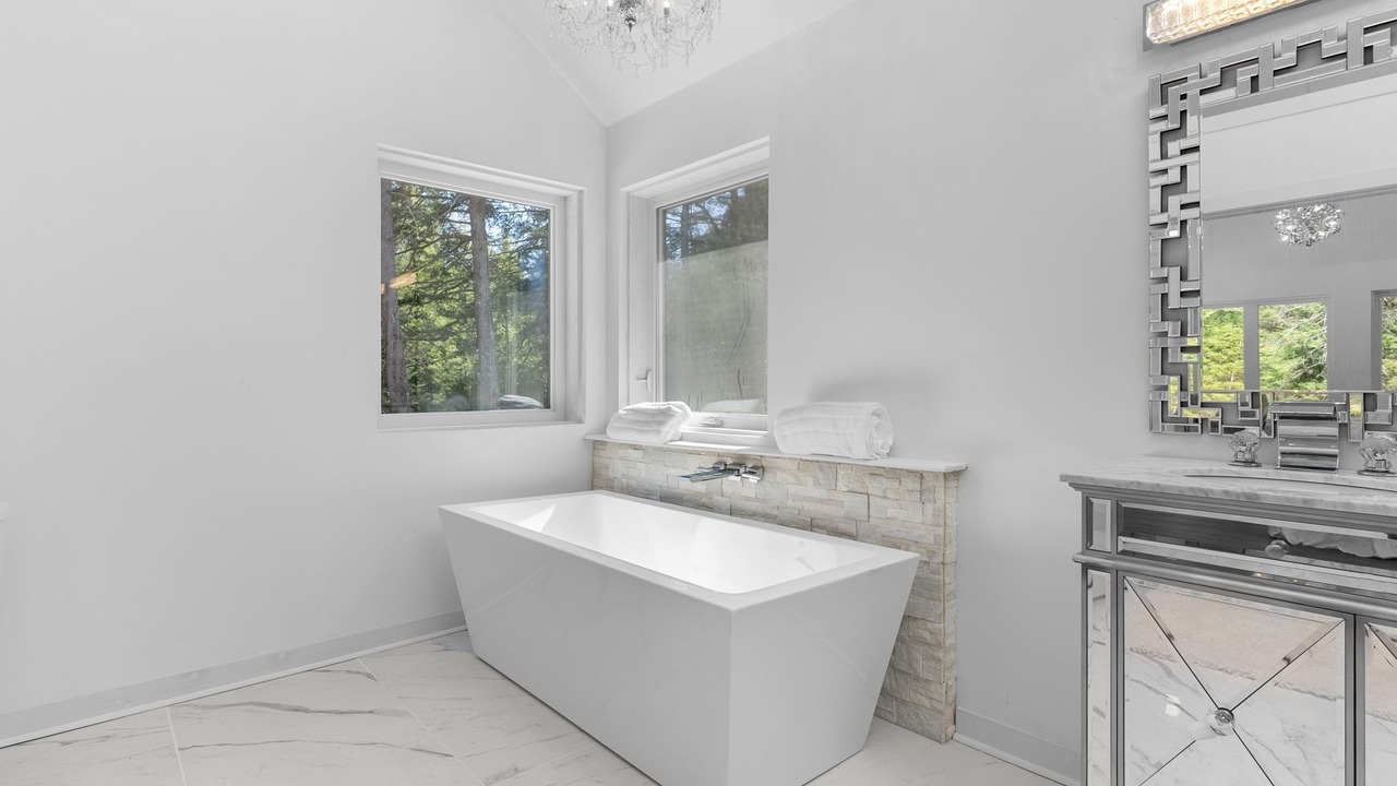 Photo of Bathroom in Machar