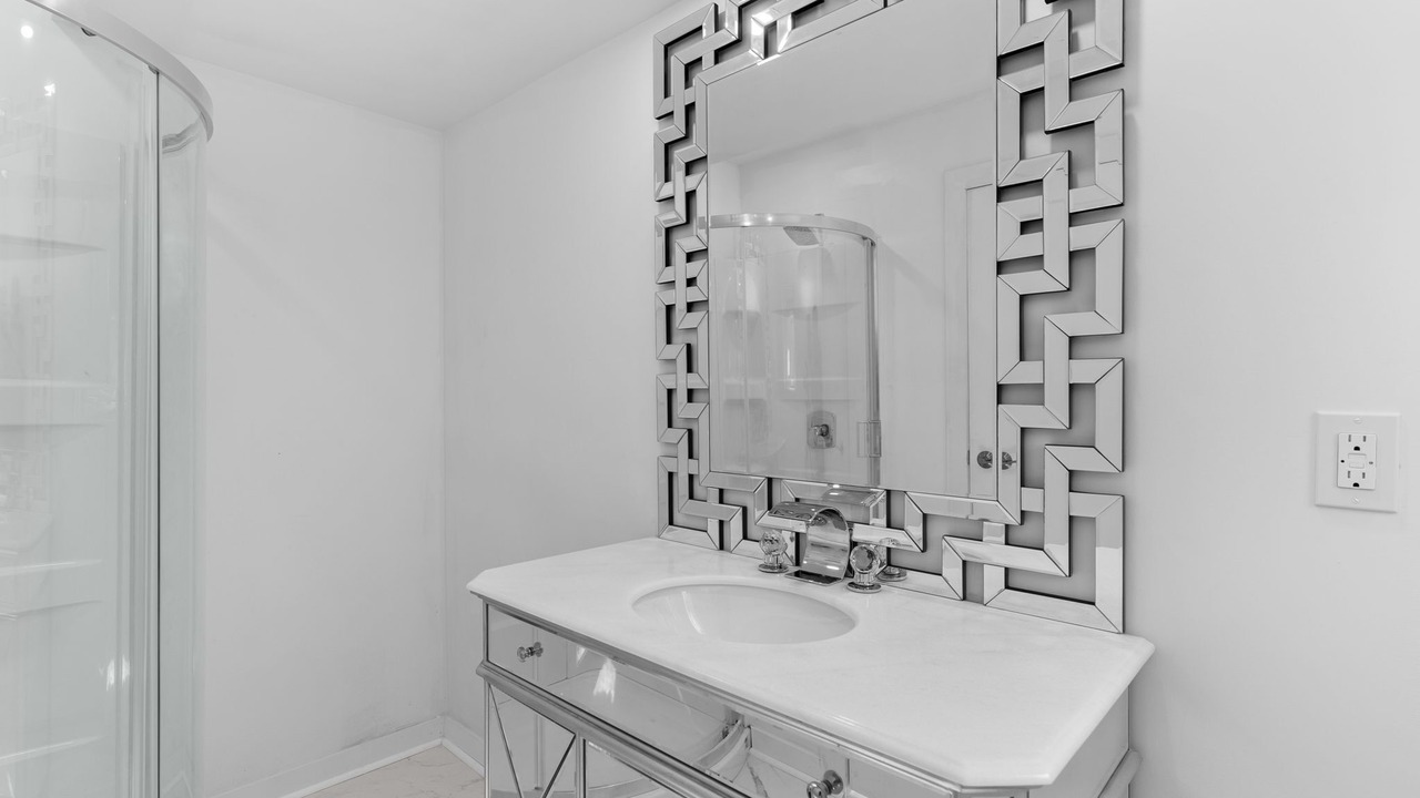 Photo of Bathroom in Machar