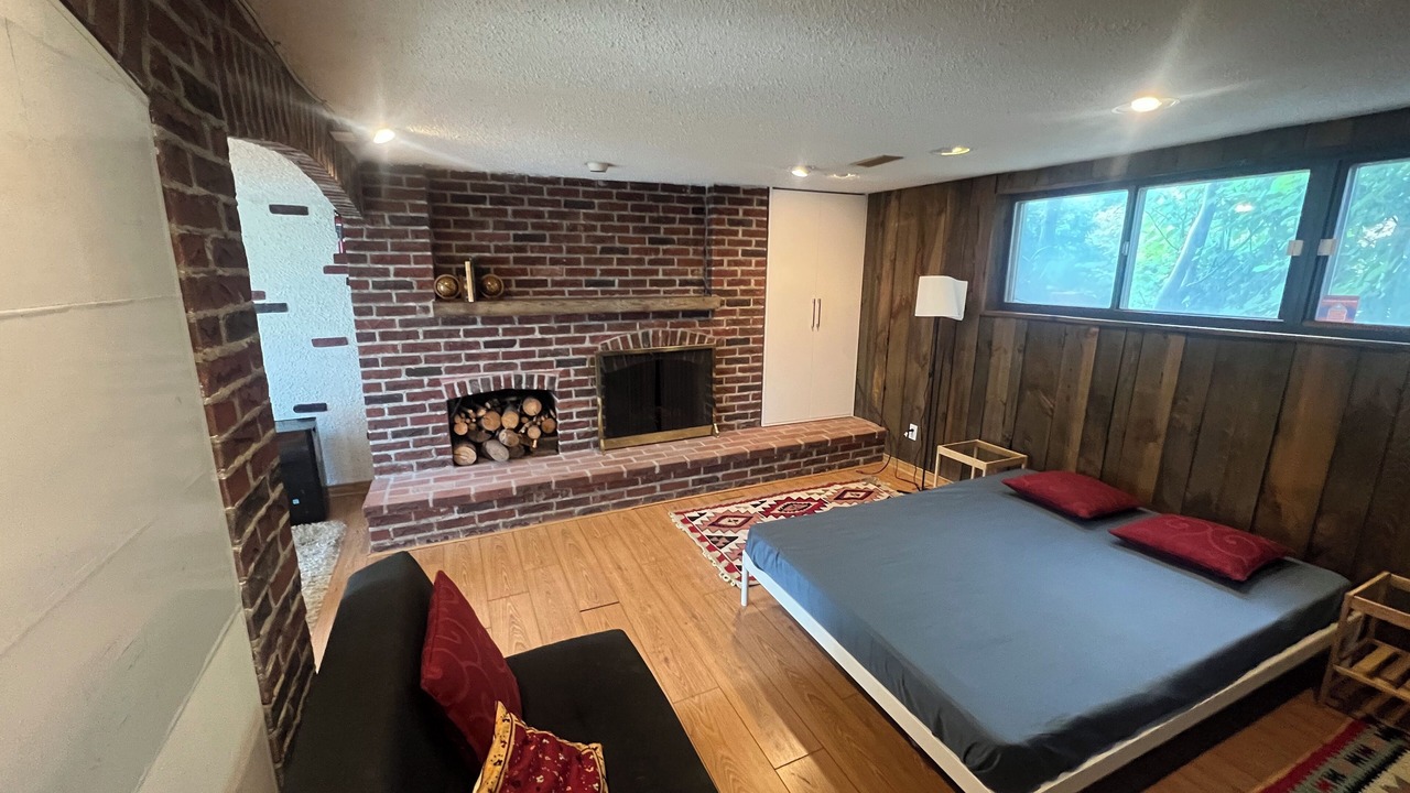 Photo of Bedroom in Thornhill