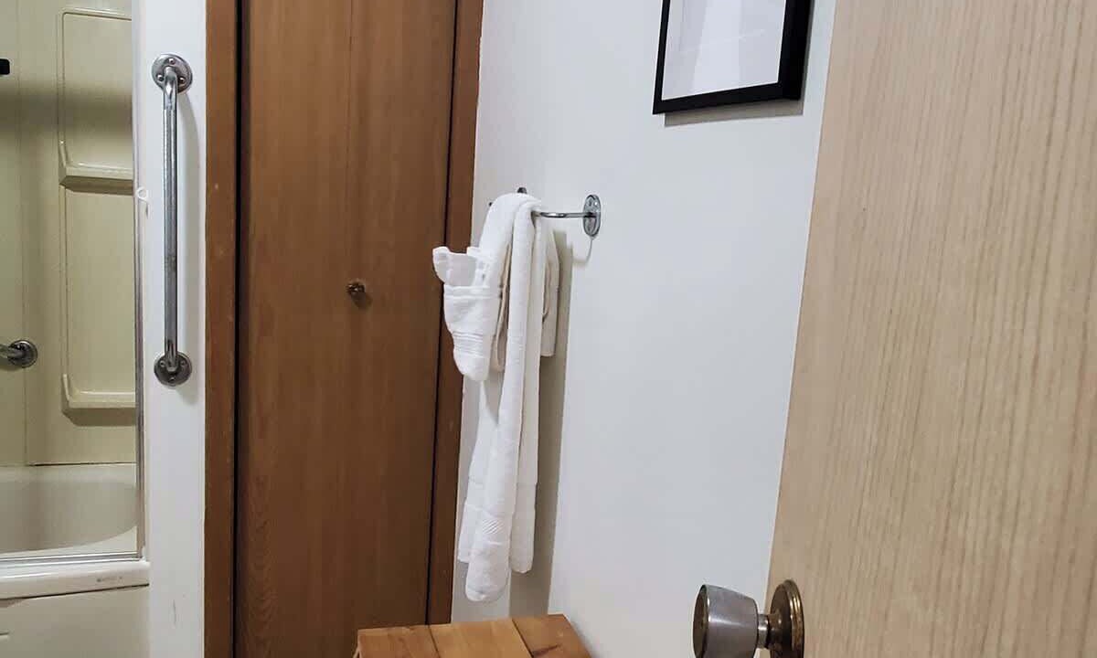Photo of Bathroom in Thunder Bay