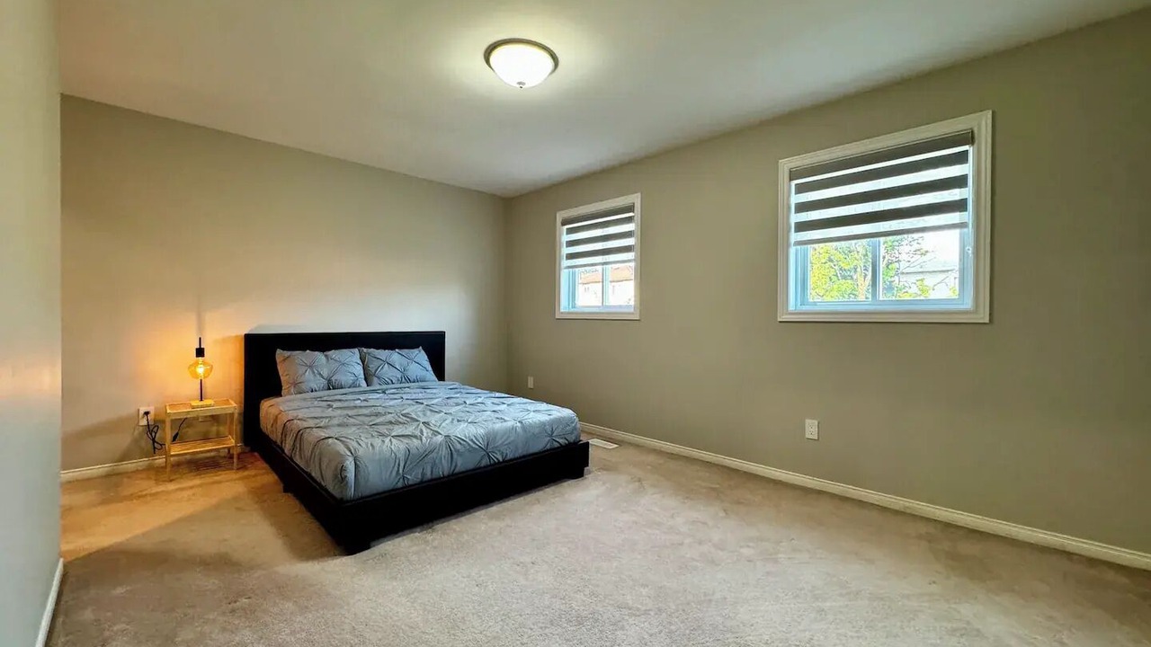 Photo of Bedroom in Ajax