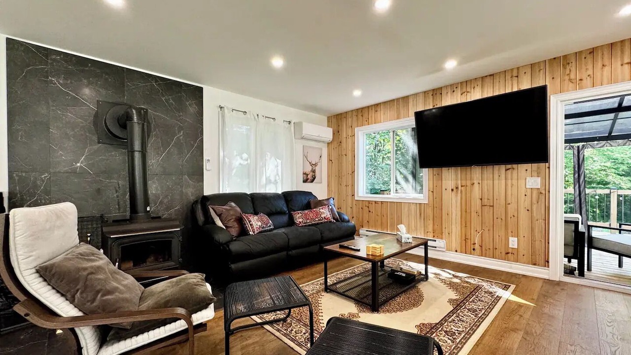 Photo of Livingroom in Carden