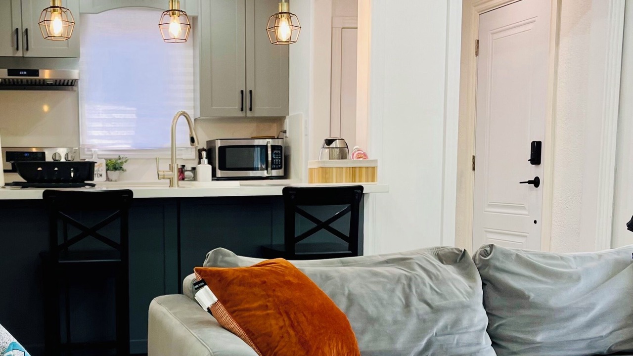 Photo of Livingroom in Weston