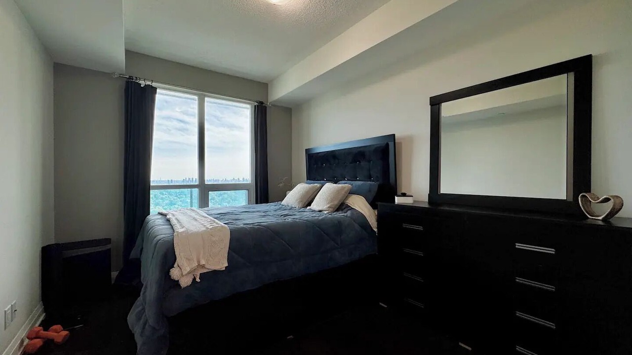 Photo of Bedroom in Thornhill