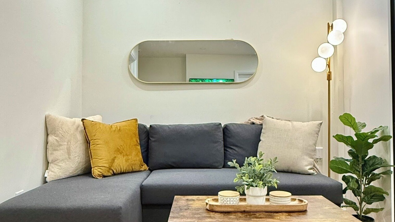 Photo of Livingroom in Trinity - Bellwoods