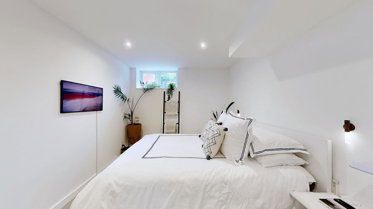 Photo of Bedroom in Brockton Village